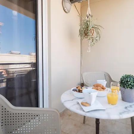 Ammoutsiani Cozy 1 By 8essentially Apartament *